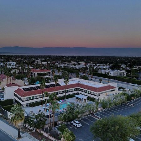 The Infusion Beach Club Palm Springs Bagian luar foto